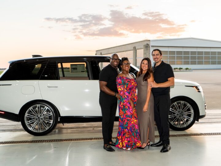 Land Rover at Modern Aviation